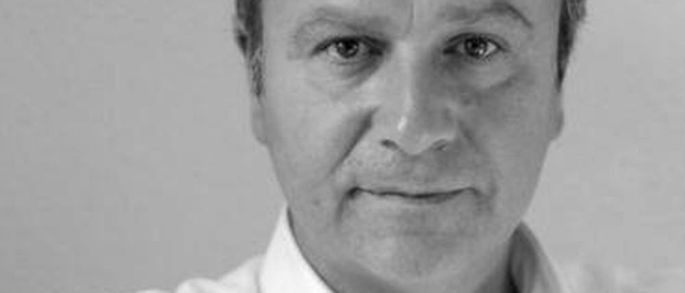 Dirk Müller Remus hat selber einen Sohn mit Asperger-Syndrom.