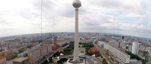 IBA in Mitte? Es gibt viel Streit um eine bauliche Wiedergewinnung der historischen Stadtmitte zwischen Molkenmarkt, Marienkirche, Fernsehturm und Schlossplatz.