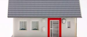 Was ein Haus wirklich wert ist, schätzen Verkäufer oft falsch ein. Professionelle Gutachter schaffen Klarheit. 