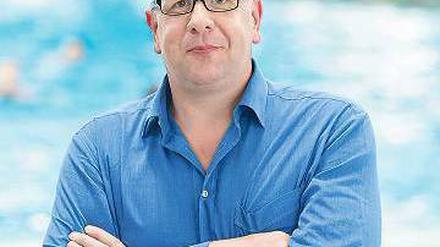 Andras Gyöngyösi, 45, aus Ungarn wird im August als Nachfolger des Serben Nebojsa Novoselac neuer Wasserball-Trainer von Spandau 04. Heute (19.30 Uhr) bestreitet Spandau das vierte Spiel des Best-of-Five-Finals um die deutsche Meisterschaft. Derzeit führt der ASC Duisburg 2:1. Foto: Camera 4