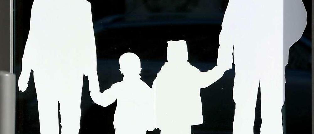 Zwei reichen nicht. Erst ab vier Kindern zahlen Familien in die Krankenversicherung tatsächlich weniger ein, als sie herausbekommen.