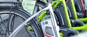 Elektrofahrräder werden in Deutschland immer beliebter.