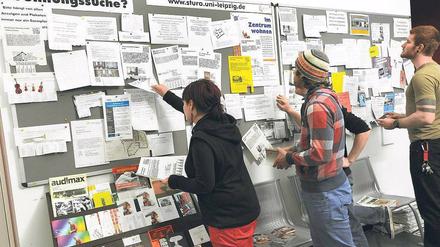 Viele Studenten suchen verzweifelt Unterkünfte.