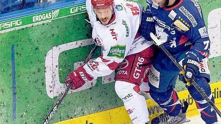 Hart am Mann. Katic (r.) in der vergangenen Finalserie gegen Kölner Falk.