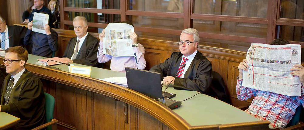 Der Prozess um die Prügelattacke auf Jonny K. beginnt von vorn. Die Zeugen müssen nun die Aussagen wiederholen.