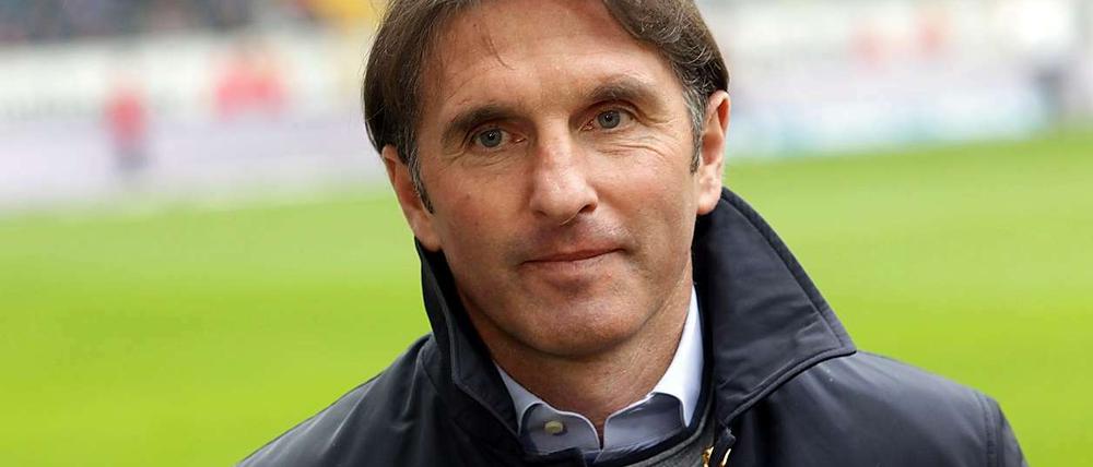 Bruno Labbadia, 47, könnte im DFB-Pokal-Finale seinen ersten Titel als Trainer holen.