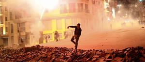 Wieder Ausschreitungen zwischen Demonstranten und der Polizei in Istanbul.