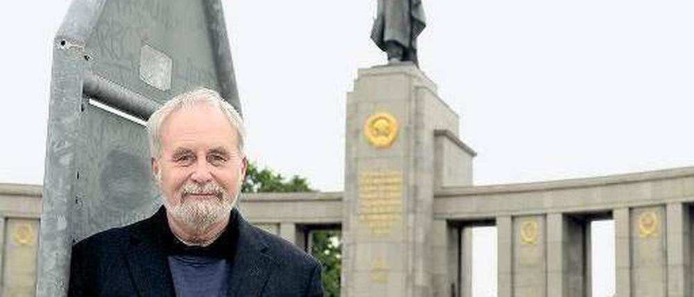 Ringen um Würdigung. Peter Jahn will das sowjetische Soldatendenkmal um eines für zivile Opfer der Nazis ergänzen. 