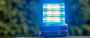 Blaulicht an einem Ford Fiesta? Mit hoher Wahrscheinlichkeit handelt es sich in solchen Fällen um einen Zivilwagen. Aber eben nicht hundertprozentig ...