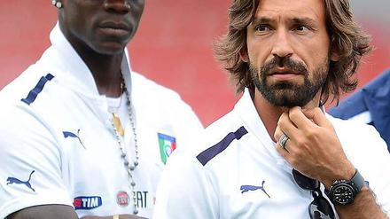 Elegant und cool. Andrea Pirlo (rechts) und Mario Balotelli zeigen in ihrem ersten Spiel beim Confed-Cup große Fußball-Kunst.