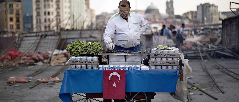 Ungewisse Stimmung auf dem Taksim-Platz in Istanbul. Wie geht es nun weiter mit dem Protest?