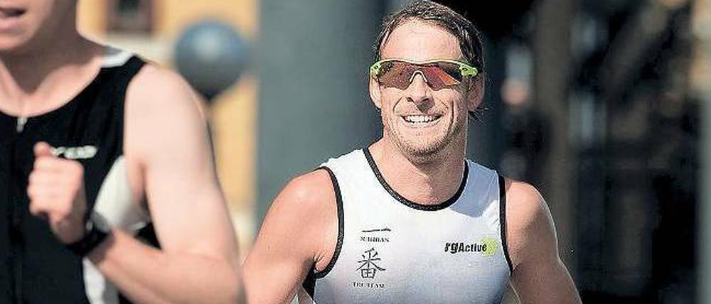 Jenson Button beim Trithlon-Lauf