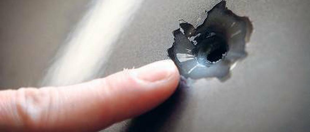 Nicht auf Fahrer gezielt, sondern auf die Fahrzeuge. Foto: dpa