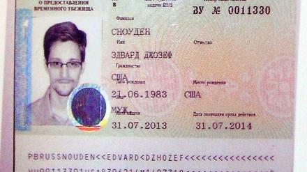 1. August: Nachdem sich Edward Snowden mehr als einen Monat im Transitbereich eines Moskauer Flughafens aufgehalten hatte, reiste er offiziell nach Russland ein. Ihm wurde Asyl für ein Jahr gewährt.