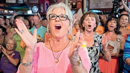 Südstaatlerin durch und durch. Paula Deen mit Anhängerinnen.