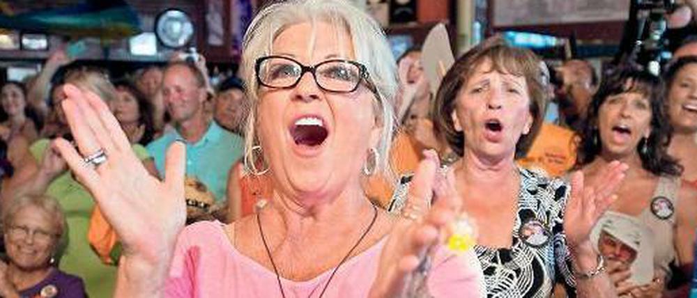 Südstaatlerin durch und durch. Paula Deen mit Anhängerinnen.