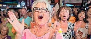 Südstaatlerin durch und durch. Paula Deen mit Anhängerinnen.