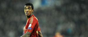 Luis Gustavo flieht vor dem Überangebot an Mittelfeldspielern im Kader des FC Bayern München und vergrößert fortan die brasilianische Fraktion im Kader des VfL Wolfsburg.