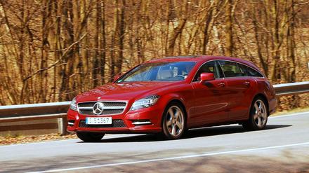 Design ist das Fach des Mercedes CLS Shooting Brake, in dem er am aussagekräftigsten ist. Muss nicht gefallen, aber wird vielen gefallen.