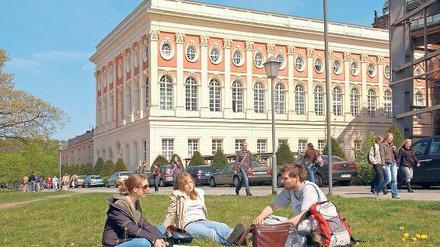 Jetzt auch die Uni Potsdam. Ist das Gendern noch aufzuhalten? 