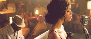 Sehnsüchtig. Die Sängerin Cecilia (Melvis Estevez) in Julio Medems Kurzfilm „Cecilias Versuchung“. 