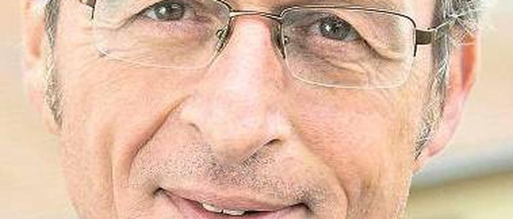 Friedemann Schmoll (51) ist Volkskundler an der Universität Jena. 2009 veröffentlichte er das Buch „Abgeschmeckt und Aufgedeckt“, in dem er über weltweite Essgewohnheiten schreibt.