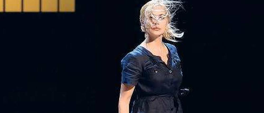 Emmanuelle Béart in Handkes „Über die Dörfer“.