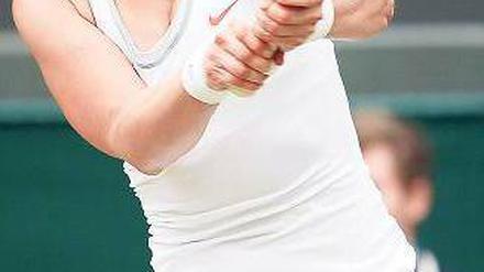 Die Spannung hält. Sabine Lisicki kann nach Steffi Graf 1999 als erste deutsche Tennisspielerin wieder ein Finale bei einem Grand-Slam-Turnier erreichen. Foto: dpa