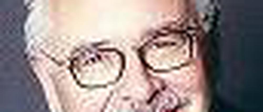 Elmar M. Giemulla ist Honorarprofessor für Luftrecht an der TU Berlin und Verfasser einschlägiger Kommentare.