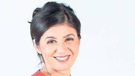Hatice Akyün ist in Anatolien geboren, in Duisburg aufgewachsen und in Berlin zu Hause. Im Tagesspiegel schreibt sie einmal pro Woche über ihre Heimat.