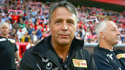 Union-Trainer Uwe Neuhaus will die Auswahl der ersten Elf in der kommenden Saison mehr vom Gegner abhängig machen.