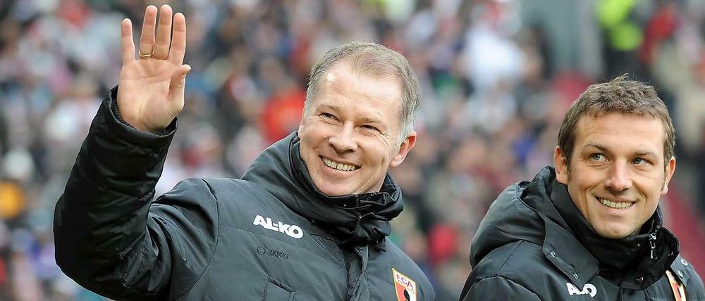 Manager Stefan Reuter (l.) und Trainer Markus Weinzierl wollen den FC Augsburg in der Bundesliga weiter etablieren.