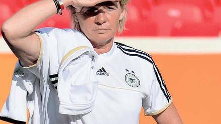EM-Titel Nummer acht in Sichtweite. Fußball-Bundestrainerin Silvia Neid. Foto: dpa