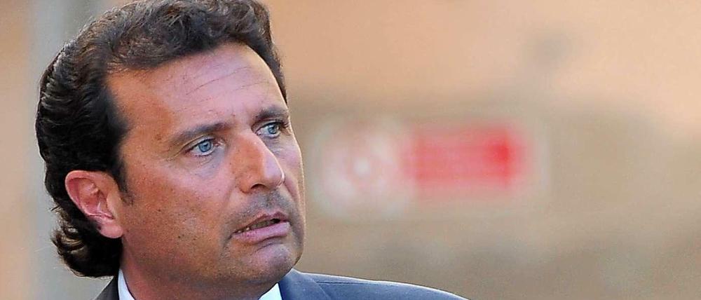 Die Staatsanwaltschaft macht den Kapitän Francesco Schettino für das Schiffsunglück der Costa Concordia im Januar 2012 verantwortlich.