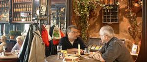 Uriges Ambiente, kühle Biere. Die Eckkneipe ist ein Berliner Original.