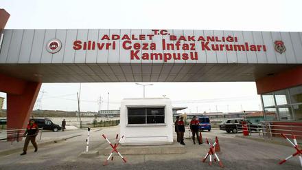 Das Gefängnis im Istanbuler Bezirk Silivri. Im Prozess gegen den mutmaßlichen Geheimbund Energekon wird am Montag das Urteil gefällt.