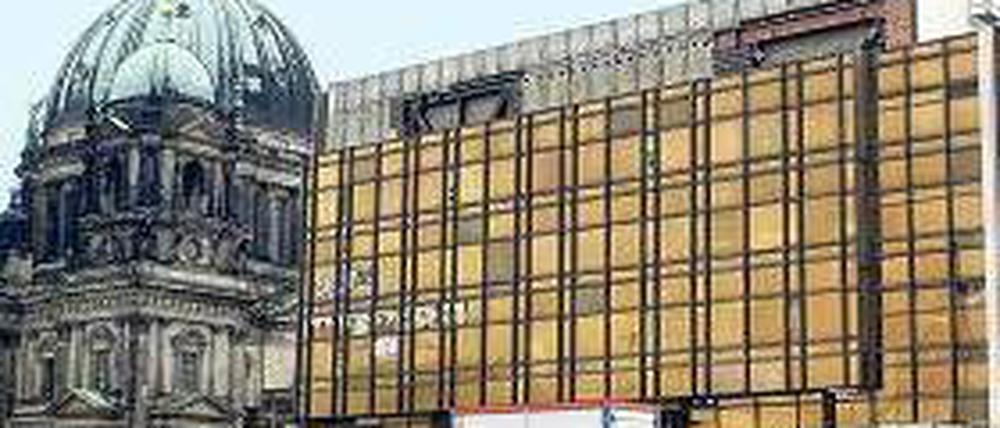 Kurz vor dem Abriss 2003: Der Palast der Republik