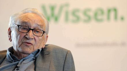 Egon Bahr prognostiziert, dass die USA Deutschland auch in Zukunft ausspähen werden.