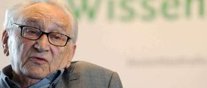 Egon Bahr prognostiziert, dass die USA Deutschland auch in Zukunft ausspähen werden.