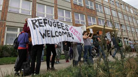 Bislang blieben bei allen rechten Kundgebungen gegen das Flüchtlingsheim in Berlin-Hellersdorf die Gegendemonstranten in der Überzahl.