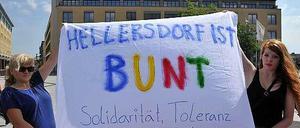 Vor dem Hellersdorfer Flüchtlingsheim wird seit Tagen demonstriert.