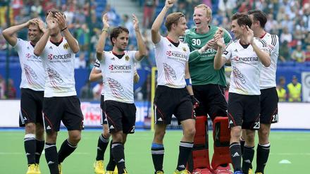 Die deutschen Hockey-Herren nach dem Sieg.