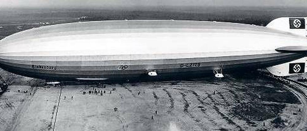 Die fliegende Zigarre. Das Luftschiff „Hindenburg“ 1936 in Lakehurst, New Jersey, wo es im folgenden Jahr explodierte. 