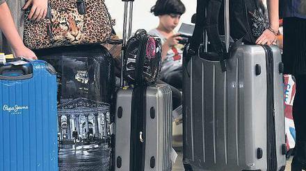 Hin und weg: Viele Berliner lieben das Land Ägypten und seine Menschen - aber in diesen Tagen sind sie doch froh, einen Rückflug nach Berlin erwischt zu haben.