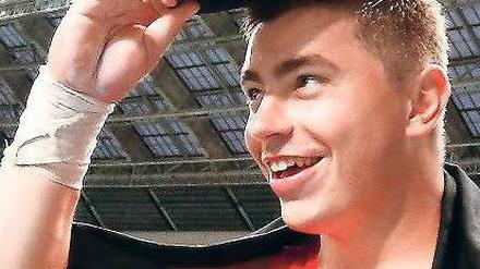 Gestatten, Weltmeister. Der Kugelstoßer David Storl verteidigte in Moskau seinen Titel von Daegu erfolgreich. Foto: dpa