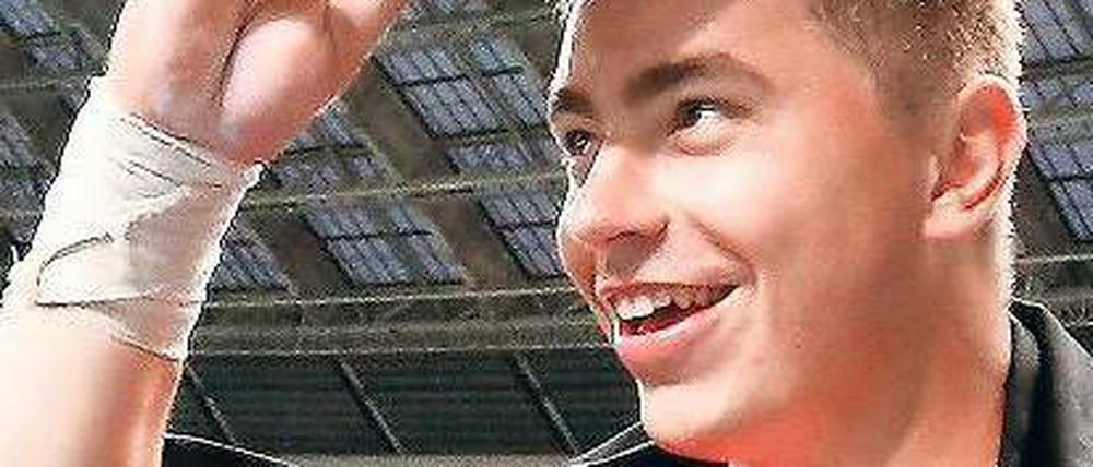 Gestatten, Weltmeister. Der Kugelstoßer David Storl verteidigte in Moskau seinen Titel von Daegu erfolgreich. Foto: dpa