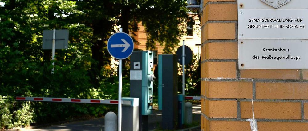 Der mutmaßliche Sexualstraftäter entkam aus dem Maßregelvollzug der Karl-Bonhoeffer-Klinik. 