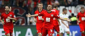 Der nächste Sieg: Doppeltorschütze Sidney Sam beim Jubel. 
