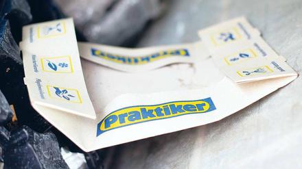 Nicht auf dem Zettel der Investoren stehen die 130 Praktiker- und Extra-Märkte, die jetzt all ihre Ware verkaufen müssen. Foto: dpa