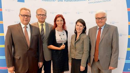 Die brandenburgischen Spitzenkandidaten und Spitzenkandidatinnen der Parteien zur Bundestagswahl: Michael Stübgen (CDU), Martin Neumann (FDP), Diana Golze (Die Linke), Annalena Baerbock (Grüne) und Frank-Walter Steinmeier (SPD, l - r).